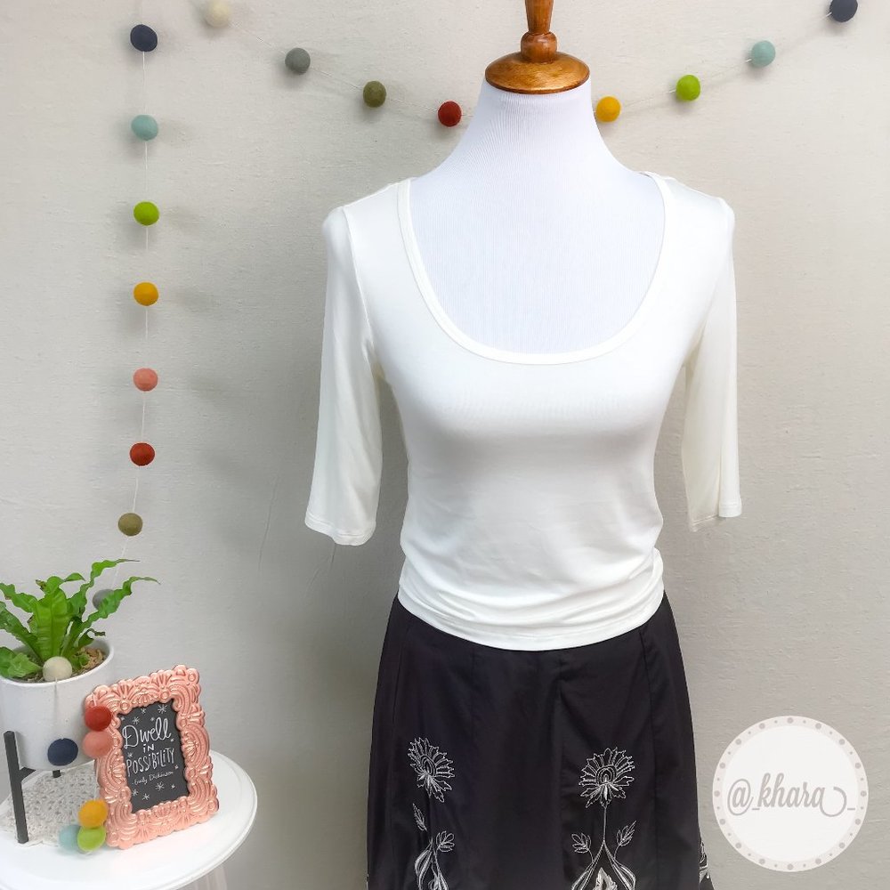 American Rag Half-Sleeve Long Crop Top - Picture 3 of 14